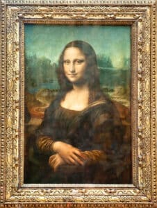 PARIS - AUGUST 16: Mona Lisa by the Italian artist Leonardo da Vinci at the Louvre Museum, August 16, 2009 in Paris, France. master study tips - interpreting classic art - Yarnell School of Fine Art